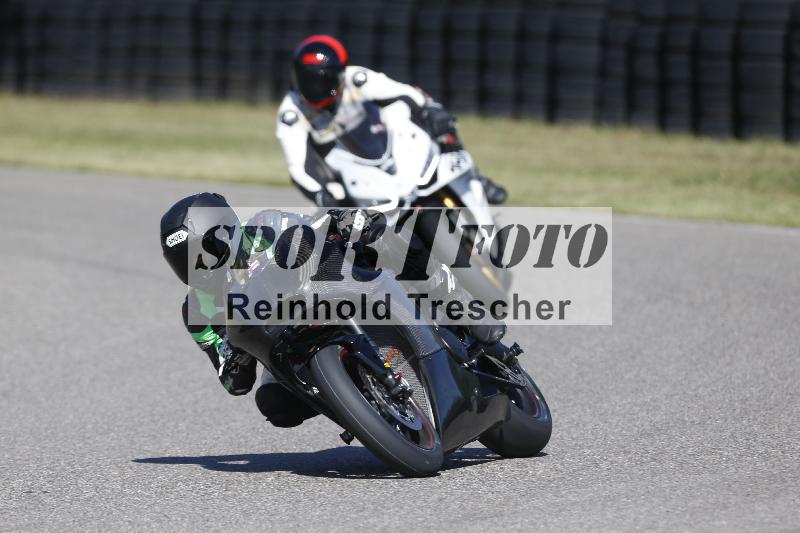 /15 22.05.2026  Plüss Moto Sport  Discover the Bike ADR /Gruppe rot - Race 3/unklar